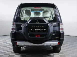 Mitsubishi  4