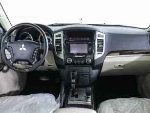 Mitsubishi  6
