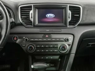 Kia  15