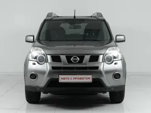 Nissan  2