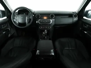 Land Rover  8