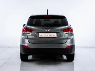 Hyundai  6