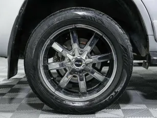 Toyota  5