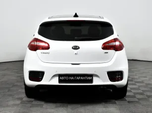 Kia  6