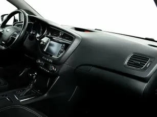 Kia  7