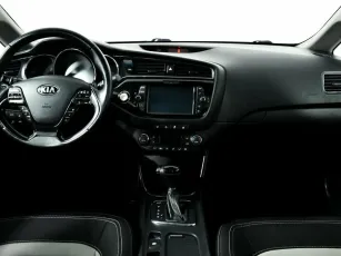 Kia  8
