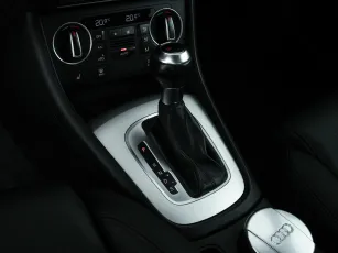Audi  15