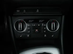Audi  18