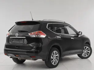 Nissan  6
