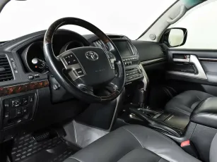 Toyota  11