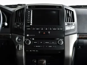 Toyota  13