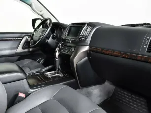 Toyota  9