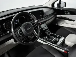 Kia  8