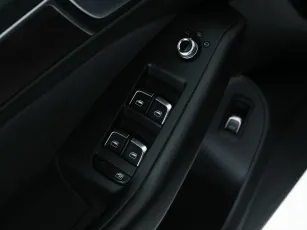 Audi  13
