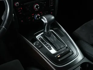 Audi  15