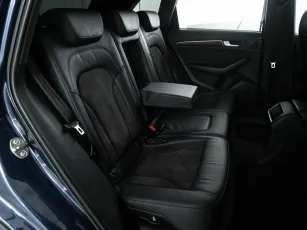 Audi  22