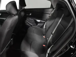 Kia  10