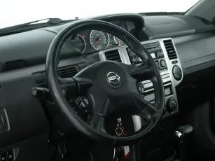 Nissan  13