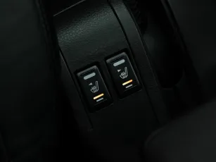 Nissan  17