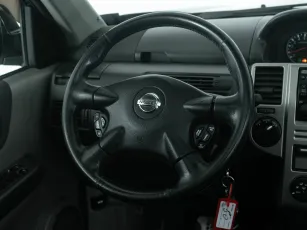 Nissan  18