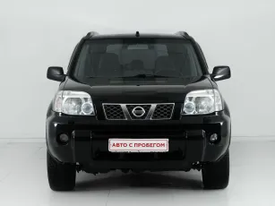 Nissan  2