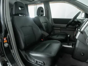 Nissan  23