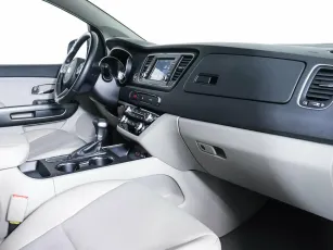 Kia  12