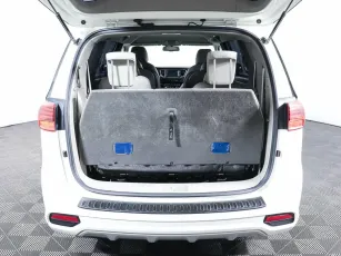 Kia  27