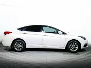 Hyundai  4