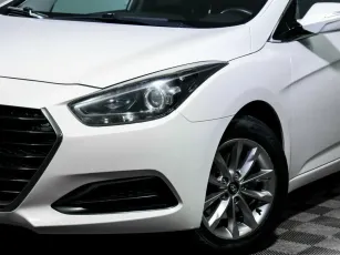 Hyundai  7
