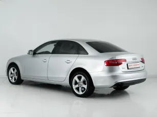 Audi  6