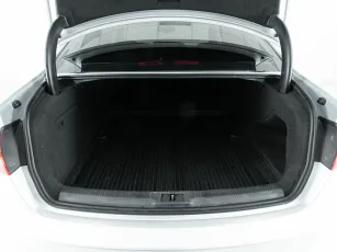 Audi  7