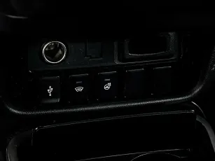 Mitsubishi  10