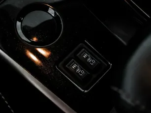 Mitsubishi  11