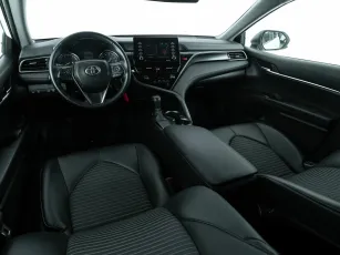 Toyota  9