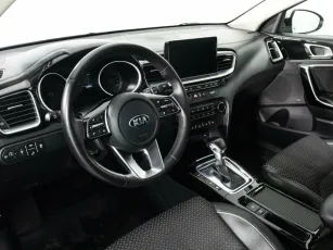 Kia  7