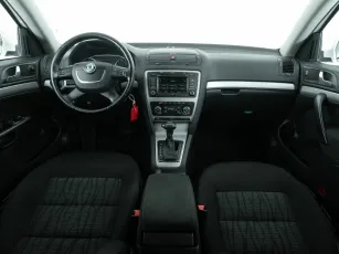 Skoda  8