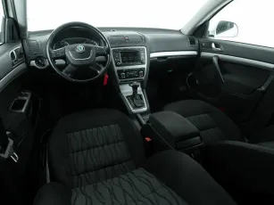 Skoda  9