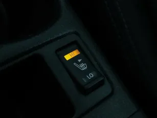Nissan  10