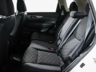 Nissan  11