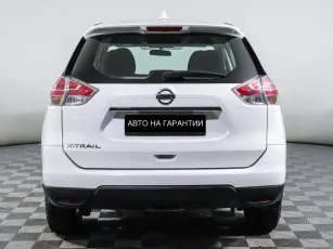 Nissan  4