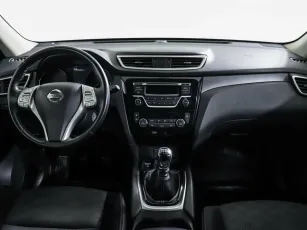 Nissan  7