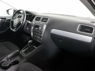 Volkswagen  5