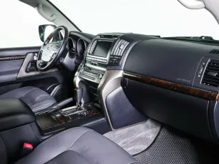 Toyota  9