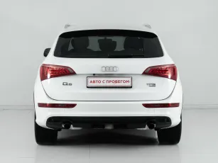 Audi  6