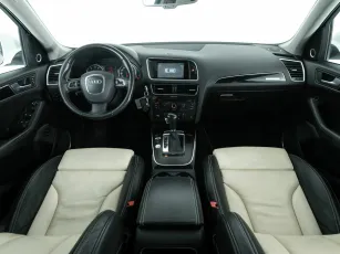 Audi  8