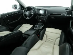 Audi  9