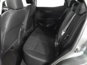 Nissan  11