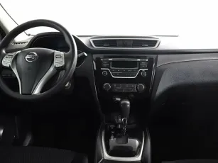 Nissan  7