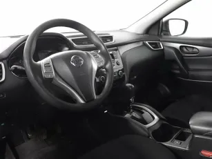 Nissan  8